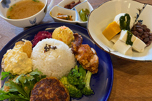 秋のごどうふデザート付ありたぶたハンバーグプレート
